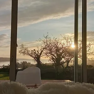 Avec Terrasse Privative Et Vue Maison d'hôtes